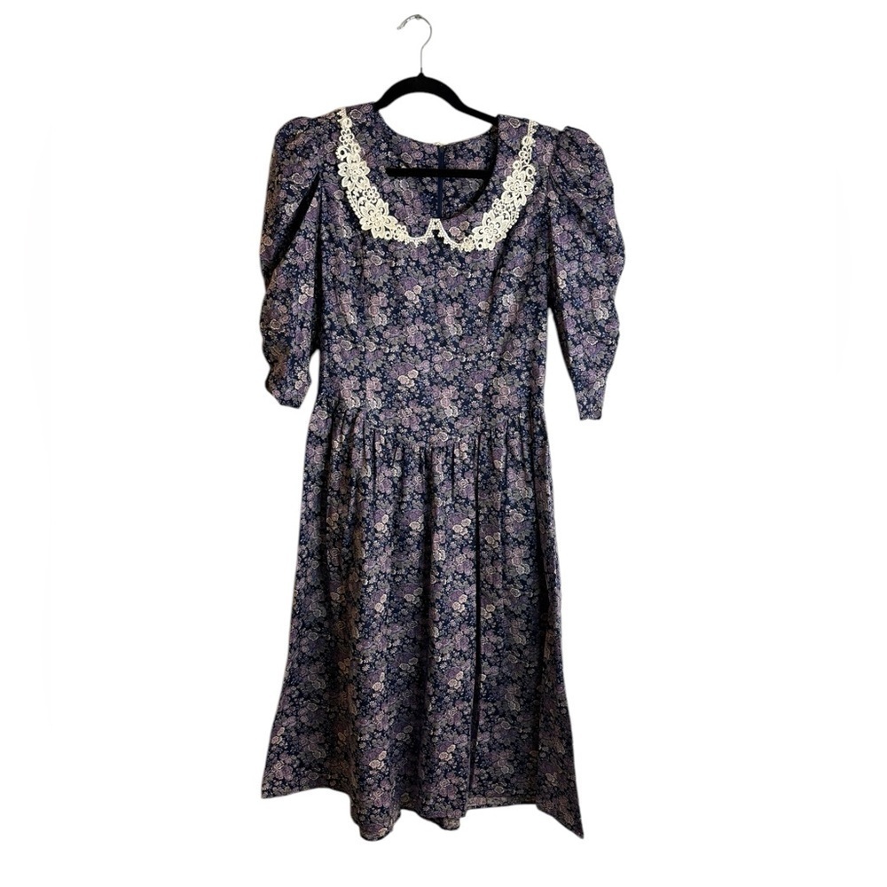 Gunne Sax 1980s Prairie Cottagecore Purple Floral Lace Collar Midi Dress